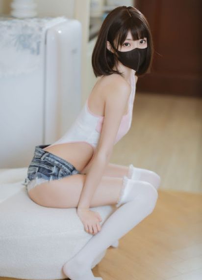 美丽的姑娘电影免费看_中英字幕1080