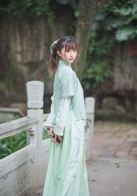 年轻的小姨子在线免费观看_国语迅雷下载
