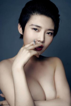 《女律师的堕落》高清在线观看_720高清免费观看