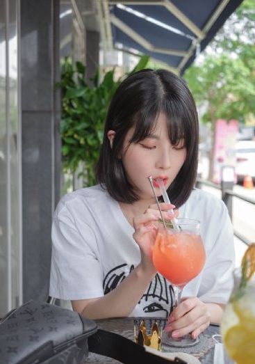 白日美人完整版免费观看_BD韩语全集免费播放