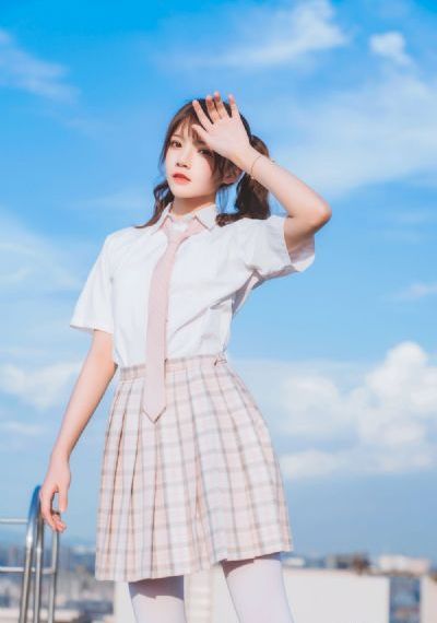埃罗芒阿老师第一季动漫在线观看_蓝光电影全集观看