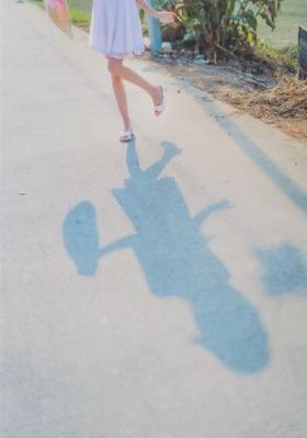 女教师自己扒开荫道口任你看_日本成人在线