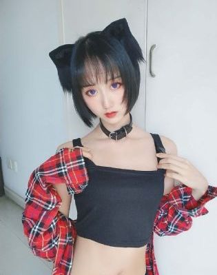 贴身校花之君临天夏_高清在线播放观看